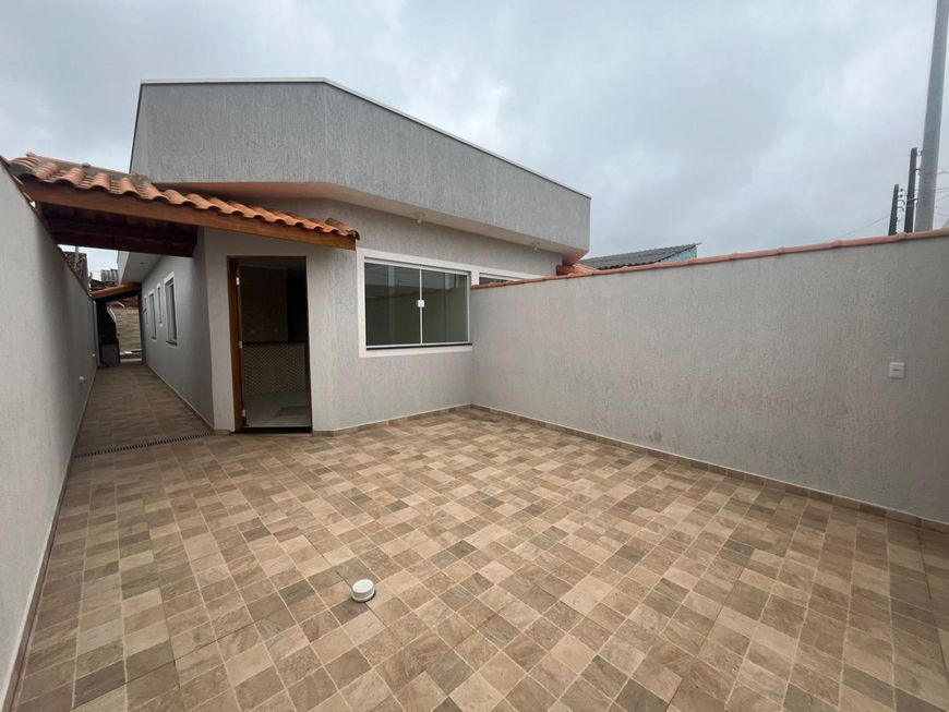 Casa para venda com 2 quartos em Tupy - Itanhaém - SP
