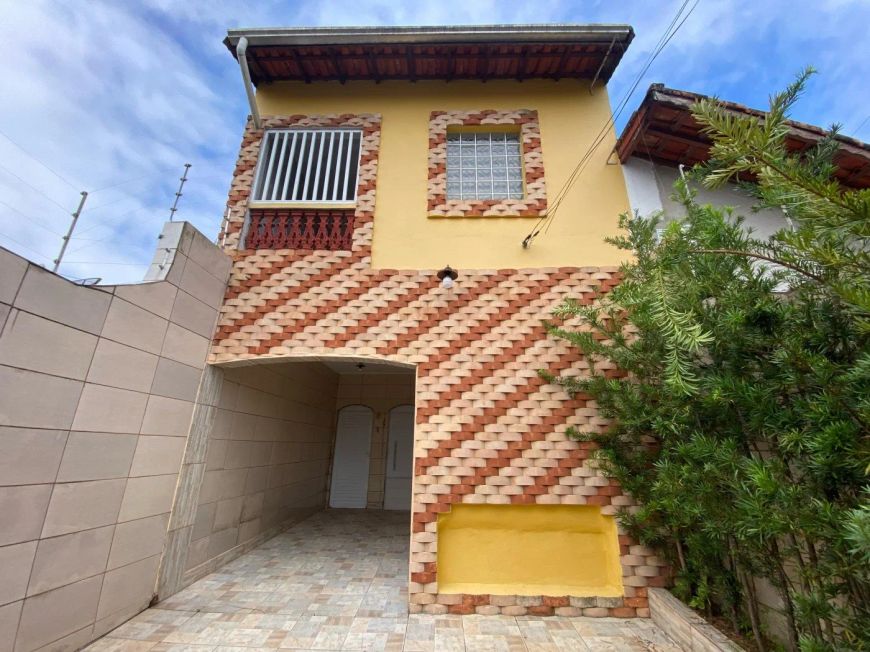 Casa Linda e Ampla em Itanhaém – Mude Já para o Litoral!