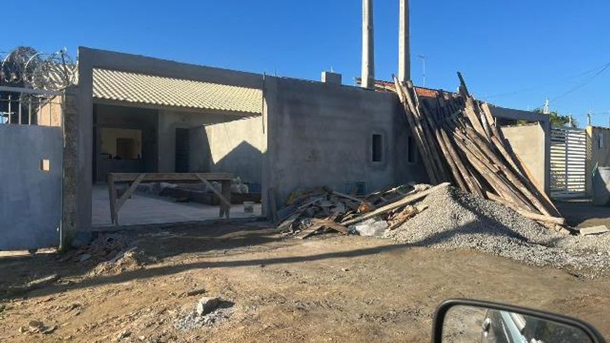 VENDE-SE CASA NO BAIRRO GUACYRA, EM ITANHAÉM, LITORAL SUL DE SÃO PAULO !