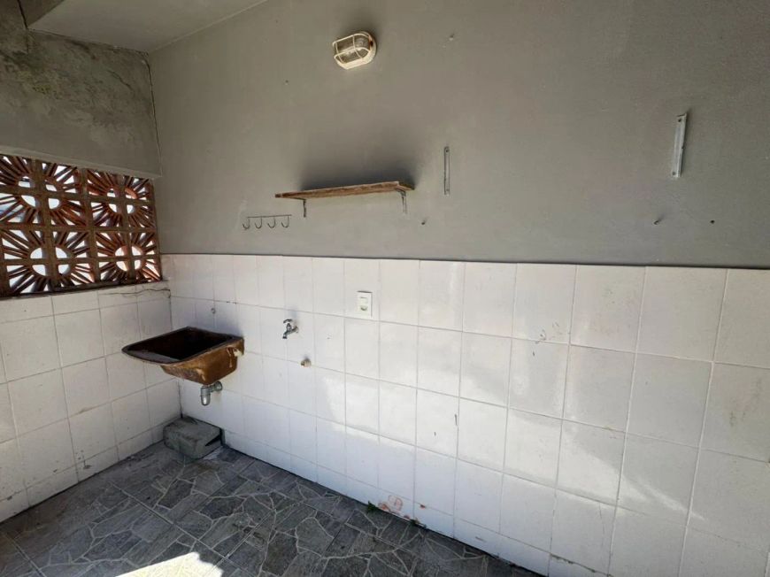 Imóvel para venda com 3 quartos, espaço para piscina em Jardim Grandesp - Itanhaém - SP