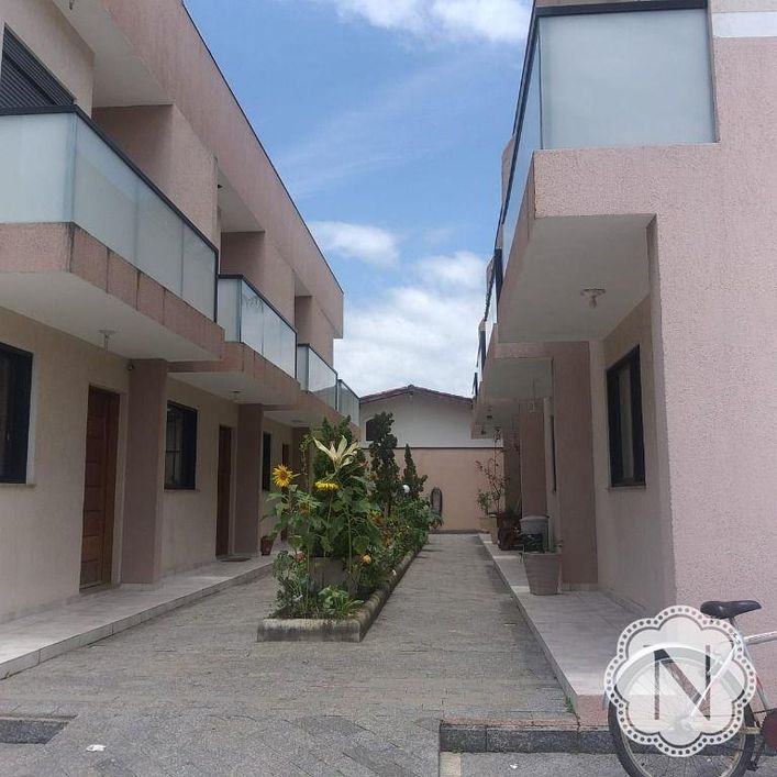 Sobrado à venda com 2 quartos no bairro Cibratel