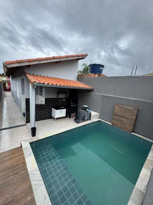 CASA TÉRREA 02 QUARTOS 58M² COM PISCINA E CHURRASQUEIRA, NOSSA SENHORA DO SION ITANHAÉM SP.