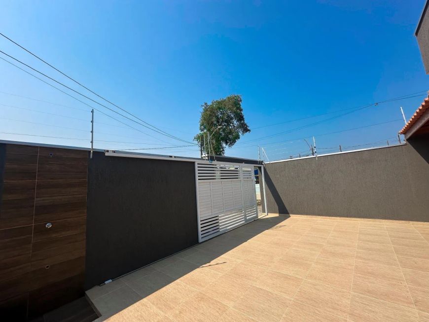 Casa com piscina à venda em Itanhaém