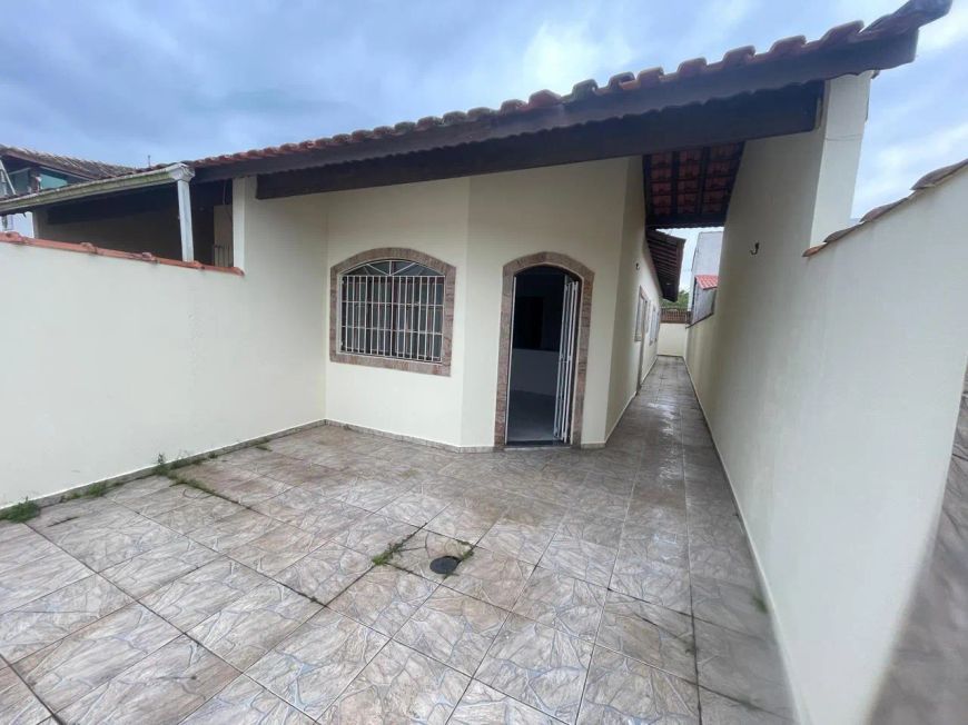 Casa para venda com 2 quartos em Tupy - Itanhaém - SP