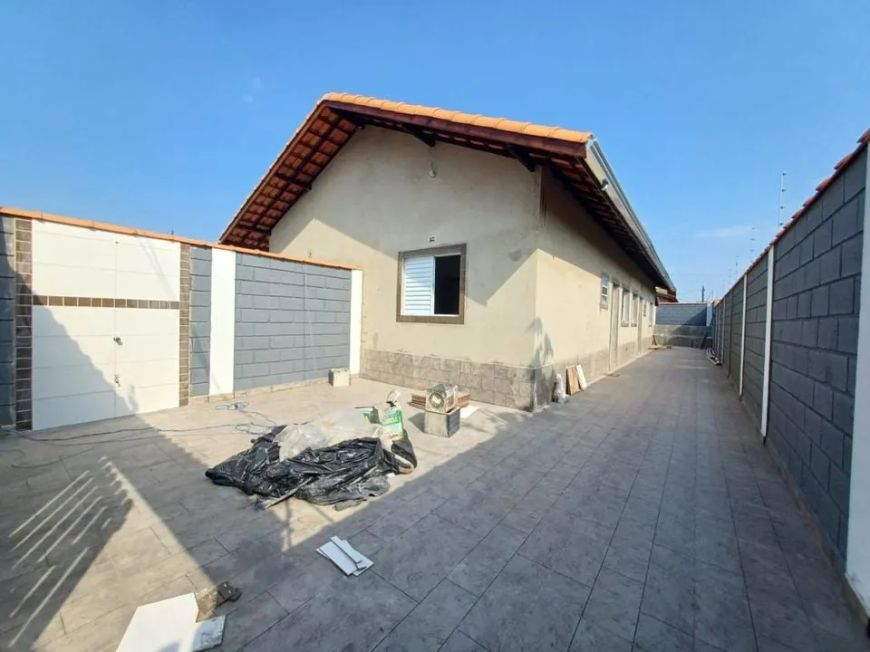 Casa para Venda no bairro Nova Itanhaém, Itanhaém-SP
