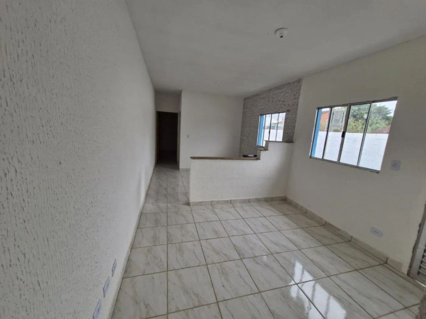 Imóvel para venda possui 48 metros quadrados com 2 quartos em Balneário Gaivota - Itanhaém - SP