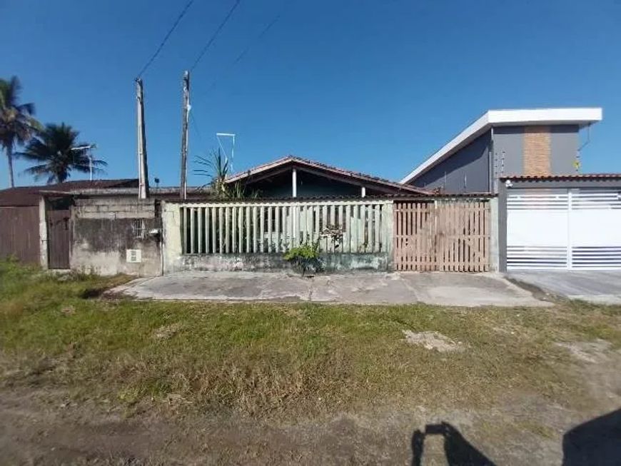 Casa para Venda, GAIVOTA, 2 dormitórios, 2 banheiros, 4 vagas