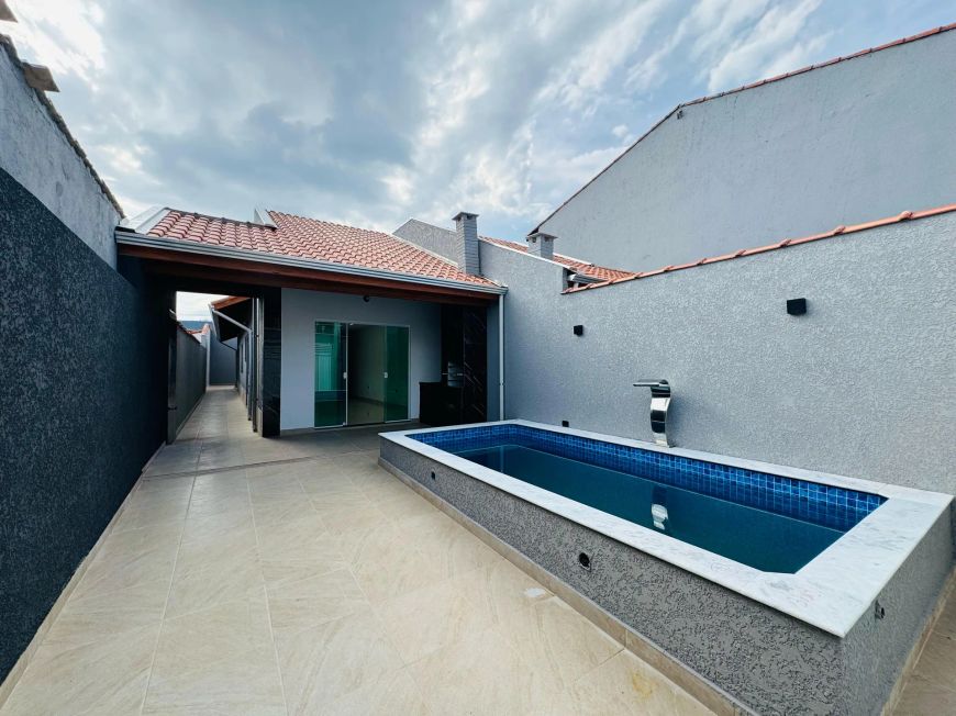Casa para venda com 2 quartos em Satélite - Itanhaém - SP