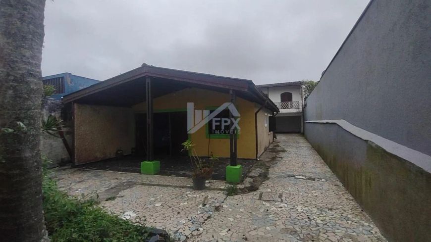 Casa para Venda em Itanhaém, Balneário Gaivota, 3 dormitórios, 2 suítes, 1 banheiro, 8 vagas