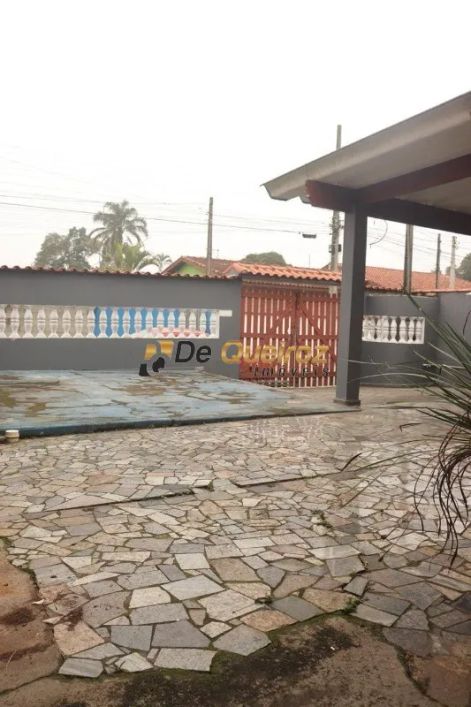 EXCELENTE CASA EM ITANHAÉM - LITORAL SUL DE SÃO PAULO, LOCALIZADA NO JARDIM UMUARAMA (LADO MORRO)