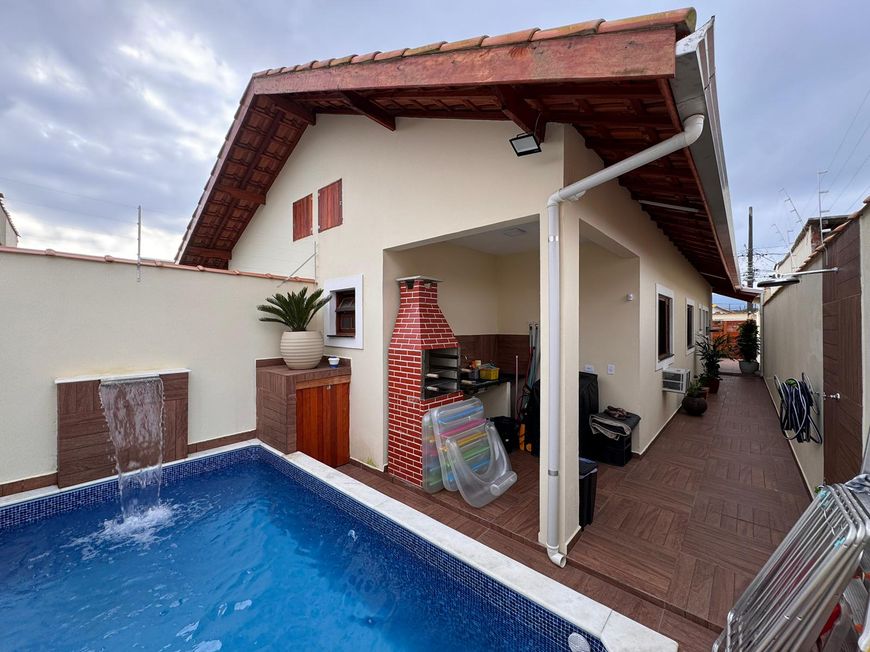 Imóvel para venda com 2 quartos em Jardim Magalhães - Itanhaém - SP
