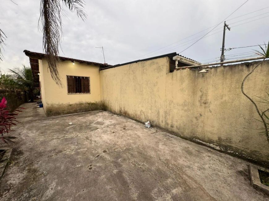 Casa com Churrasqueira no Jamaica em Itanhaém - 13794