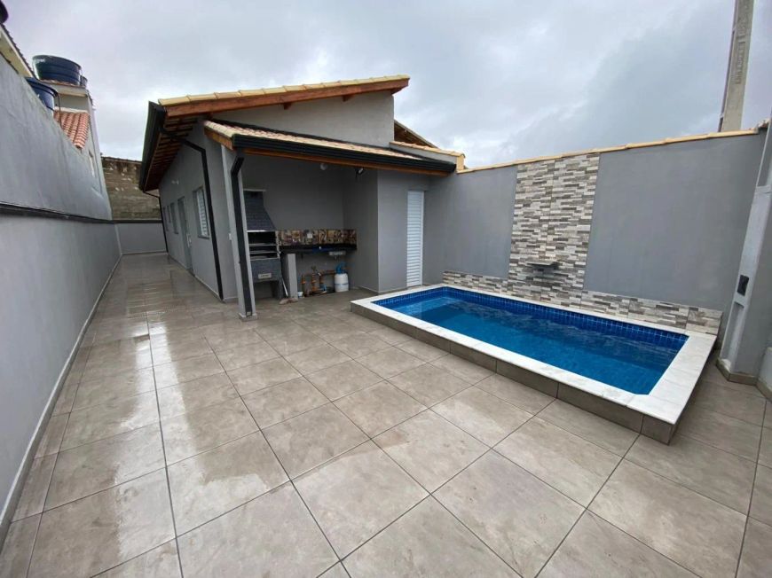 Casa com Piscina no Parque Augustus em Itanhaém - 3610