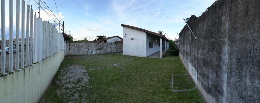 VENDE-SE CASA NO BAIRRO BOPIRANGA , EM ITANHAÉM , LITORAL SUL DE SP !
