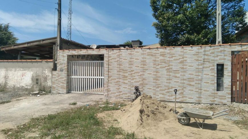 Casa para Venda em Itanhaém, Jardim Corumbá, 3 dormitórios, 1 suíte, 2 banheiros, 3 vagas