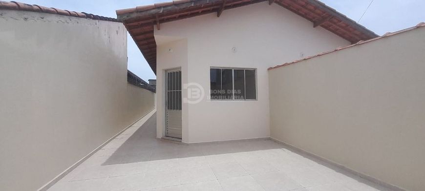 CASA NOVA COM 2 QUARTOS 1 SUÍTE 2 VAGAS À VENDA EM ITANHAÉM