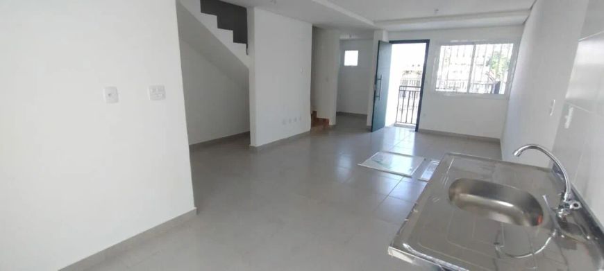 CASA A VENDA NO BUTANTA COM 2 DORMITORIOS E 2 VAGAS FL33