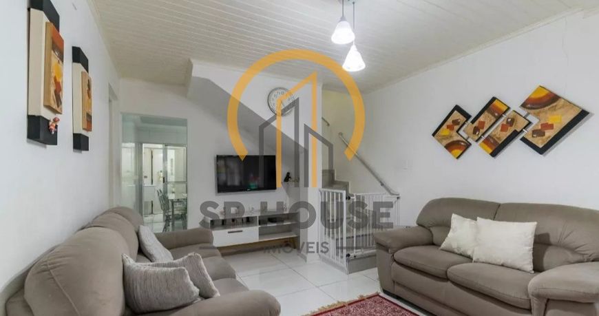 Sobrado para venda, reformado, 2 dormitórios, 1 suíte, 1 vaga, 98 m², Vila Guarani
