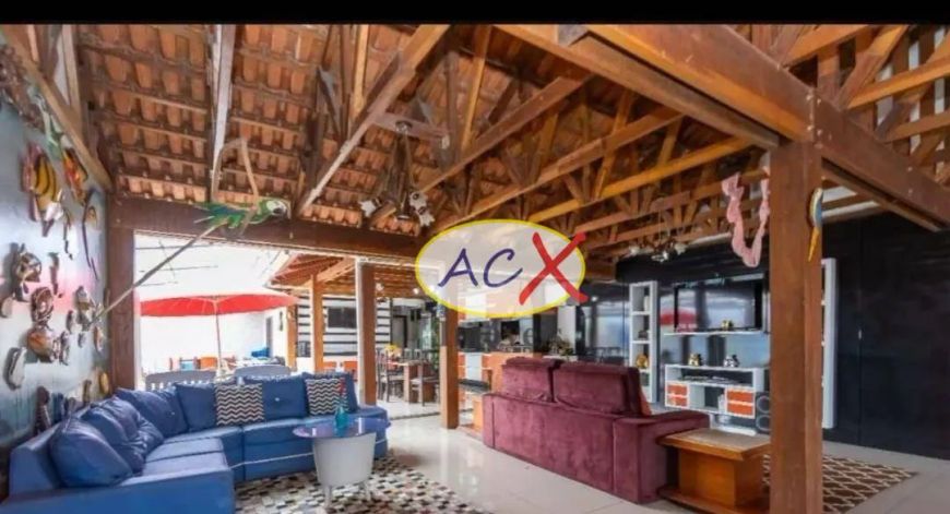 Casa com 4 dormitórios à venda, 1050 m² por R$ 1.580.000,00 - Cajuru - Curitiba/PR