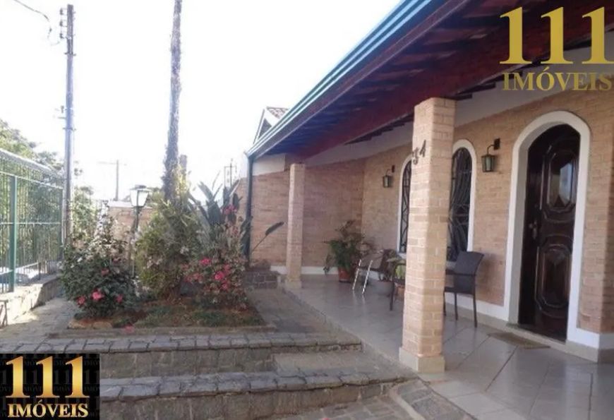 Casa com 3 dormitórios à venda, 309 m² por R$ 815.000,00 - Vila São João - Caçap