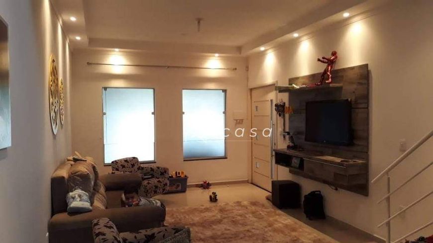 Sobrado com 3 dormitórios à venda, 133 m² por R$ 446.000,00 - Jardim São José - Caçapava/SP