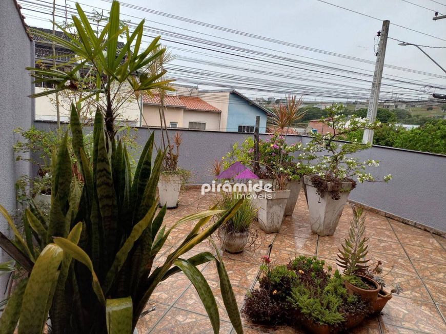 Casa à venda, 153 m² por R$ 625.000,00 - Parque Residencial Santo André - Caçapava/SP