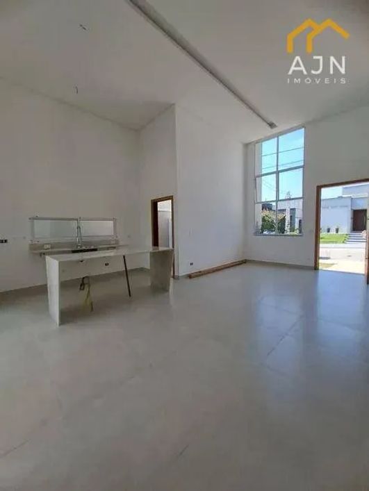 Casa com 3 dormitórios à venda, 150 m² por R$ 1.020.000 - Condomínio Terras do Vale - Caçapava/SP