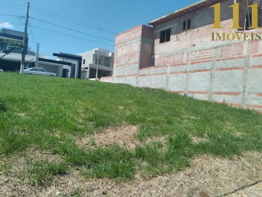Terreno no Condomínio Condomínio Reserva do vale