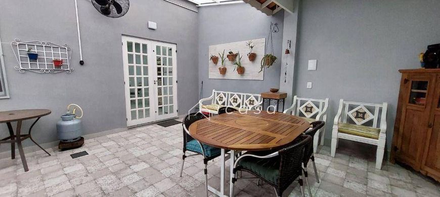 Casa com 2 dormitórios à venda, 111 m² por R$ 620.000,00 - Centro - Caçapava/SP
