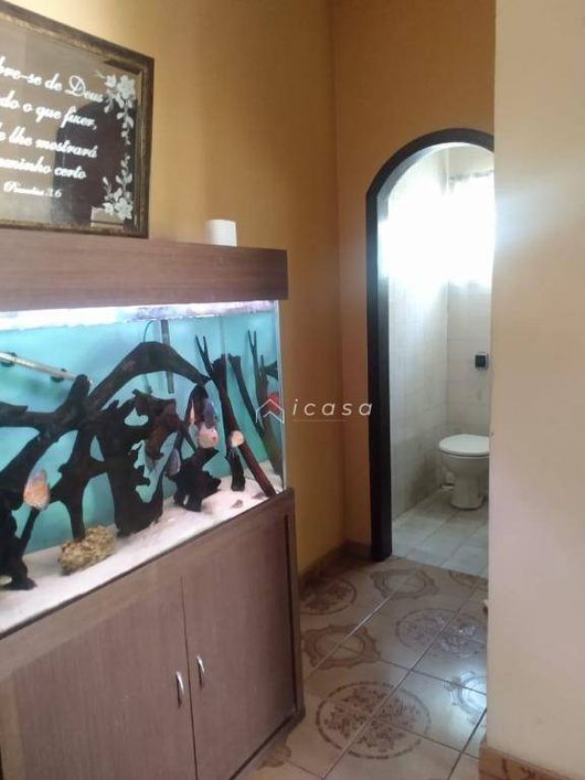 Sobrado com 3 dormitórios à venda, 293 m² por R$ 950.000,00 - Vila São João - Caçapava/SP