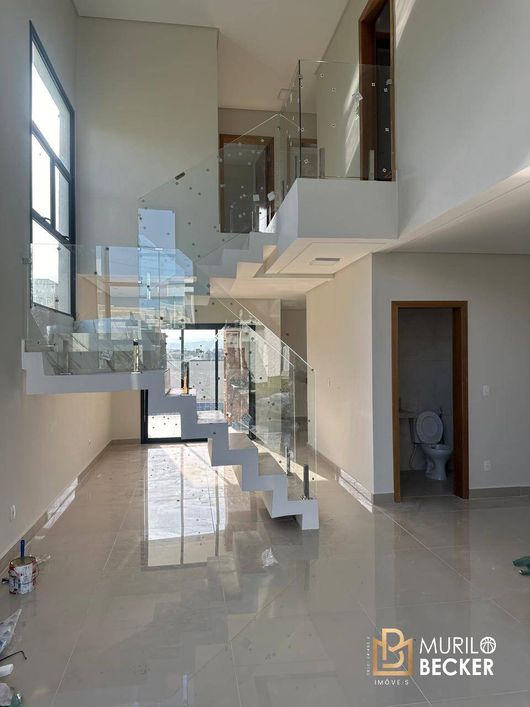 Casa para venda com 3 suítes no Condomínio Malibu