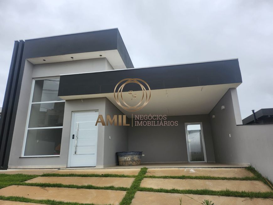 Casa Sobrado Malibu Caçapava, 3 dormitórios com 1suite, 250m2 Terreno, 129m2 área Construída