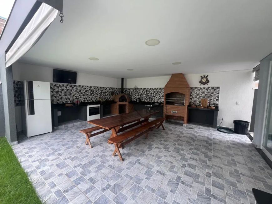 Oportunidade - Casa em Condomínio - Caçapava - Condomínio Terras do Vale - 4 Dormitórios - 255m².