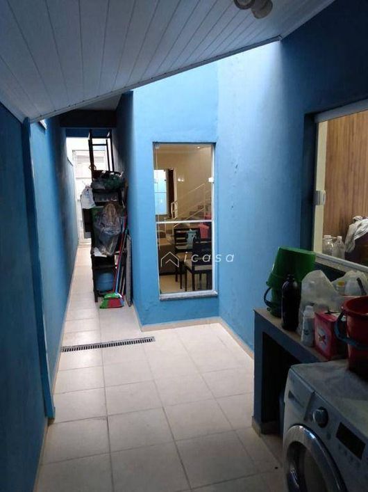 Sobrado com 3 dormitórios à venda, 155 m² por R$ 450.000,00 - Vila Santos - Caçapava/SP