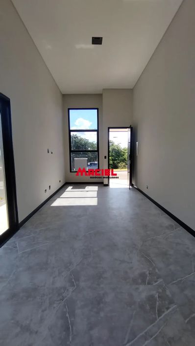 CASA A VENDA, ALTO PADRÃO, CONDOMÍNIO ALTA VISTA II