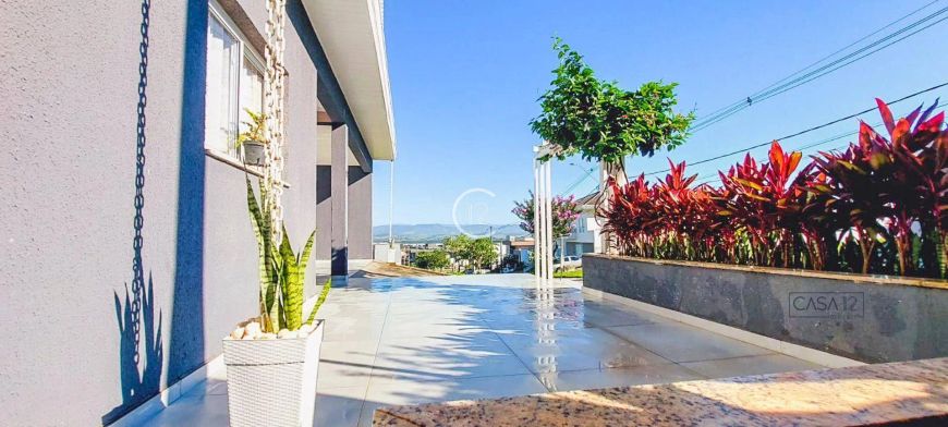 Sobrado com 3 suítes à venda, 264 m² por R$ 1.385.000 - Terras do Vale - Caçapava/SP