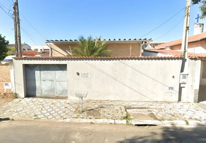 Casa a Venda na Vila Santos em Caçapava