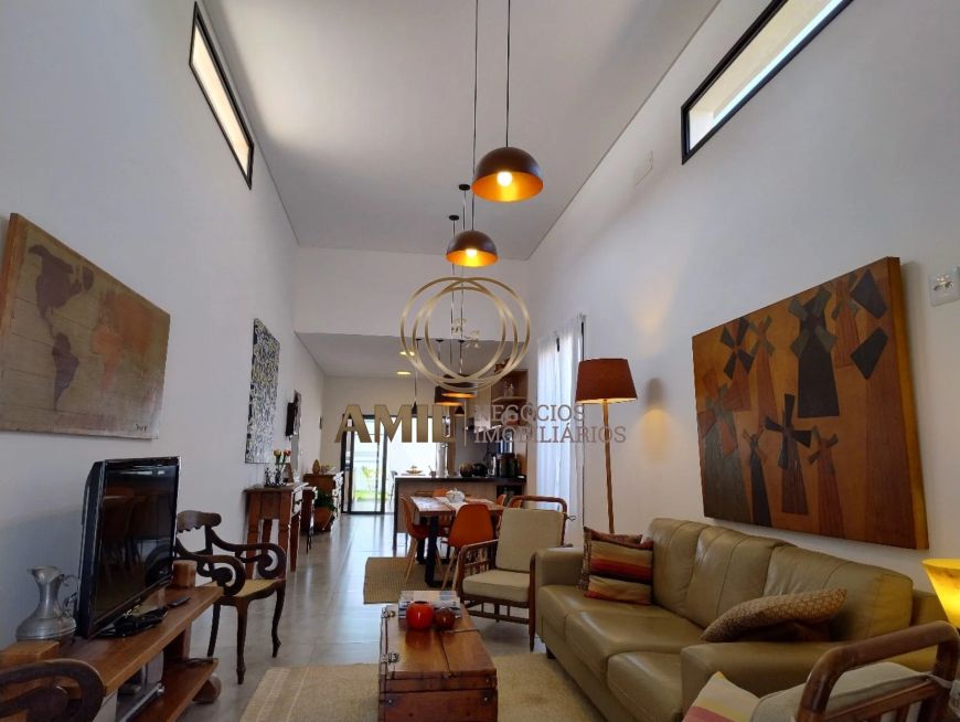 Casa Térrea, Condominio Malibú, 03 dormitórios 01 suite com closet, 158m², Caçapava