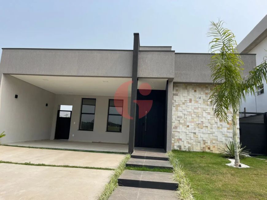 Casa térrea 227 m² com 3 dormitórios (1 suite) e 4 vagas garagens - Residencial Santa Mônica!