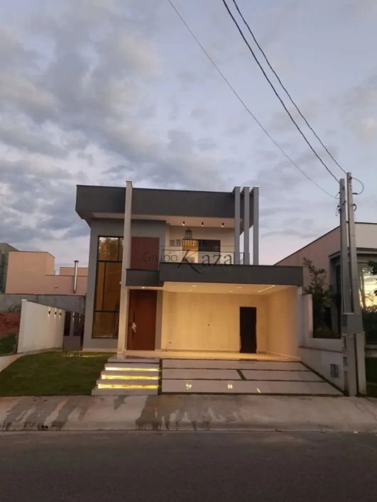 Oportunidade - Casa em Condomínio - Malibu Residencial - Residencial Colinas - 3 Dormitórios - 200m²