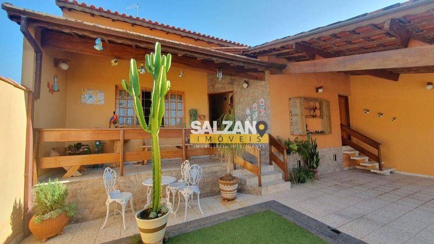 Casa com 3 dormitórios à venda, 193 m² por R$ 625.400,00 - Jardim Maria Cândida - Caçapava/SP