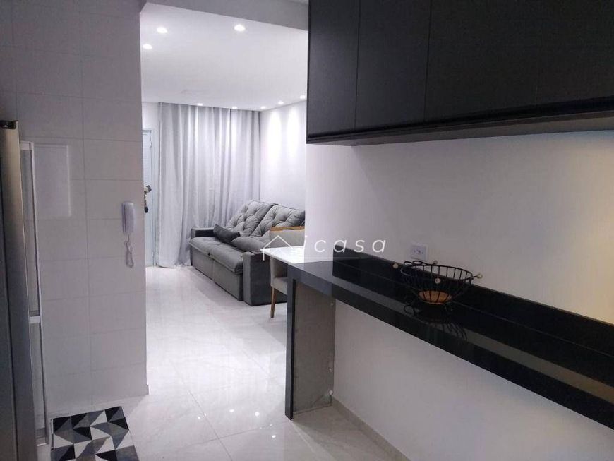 Sobrado com 2 dormitórios à venda, 67 m² por R$ 270.000,00 - Santa Luzia - Caçapava/SP