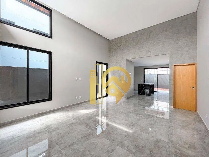 Casa térrea com 150 m² 3 suites à venda no Condomínio Terras do Vale - Caçapava/SP