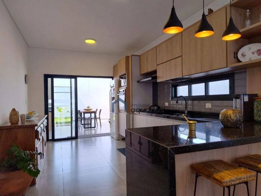 Casa com 3 dormitórios à venda, 158 m² por R$ 940.000,00 - Residencial Malbu - Caçapava/SP