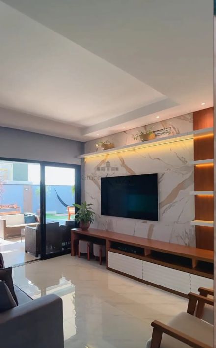 Oportunidade - Casa em Condomínio - Malibu Residencial - Residencial Colinas - 5 Dormitórios - 260m²