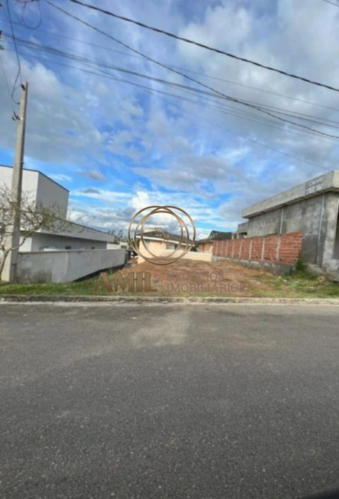 mv - Terreno a venda / 300m² / Condominio Terras do Vale / Caçapava