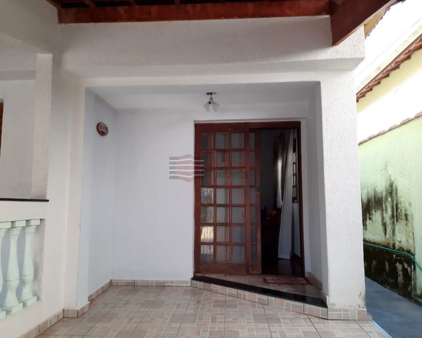 Casa a Venda no Jardim Rafael em Caçapava