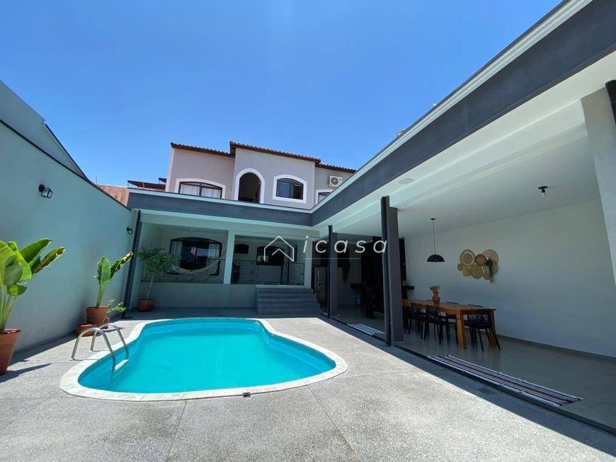Sobrado com 3 dormitórios à venda, 220 m² por R$ 820.000,00 - Vila Antônio Augusto Luiz - Caçapava/S
