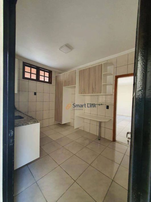 Casa com 3 dormitórios à venda, 140 m² por R$ 490.000,00 - Village das Flores - Caçapava/SP