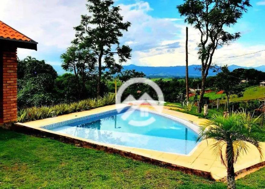 Casa de Campo de Alto Padrão Mobiliada com 3 dormitórios - venda por R$ 950.000 - Jardim das Palmeir